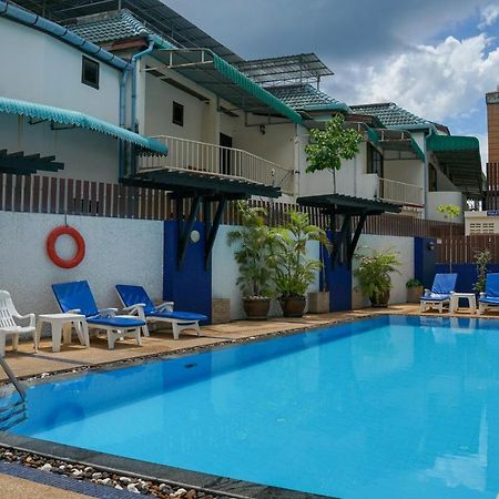 Rattana Beach Hotel By Shanaya Karon Exteriér fotografie